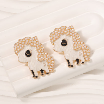 Classic Pearl Earring with Timeless Appeal