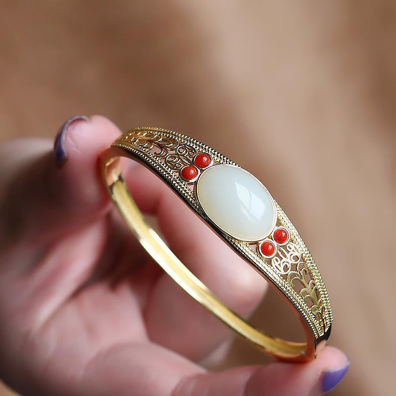 Stunning Gold Bracelet for Daily Wear