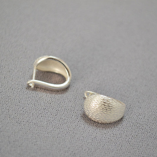 Vintage Handmade Silver Earring