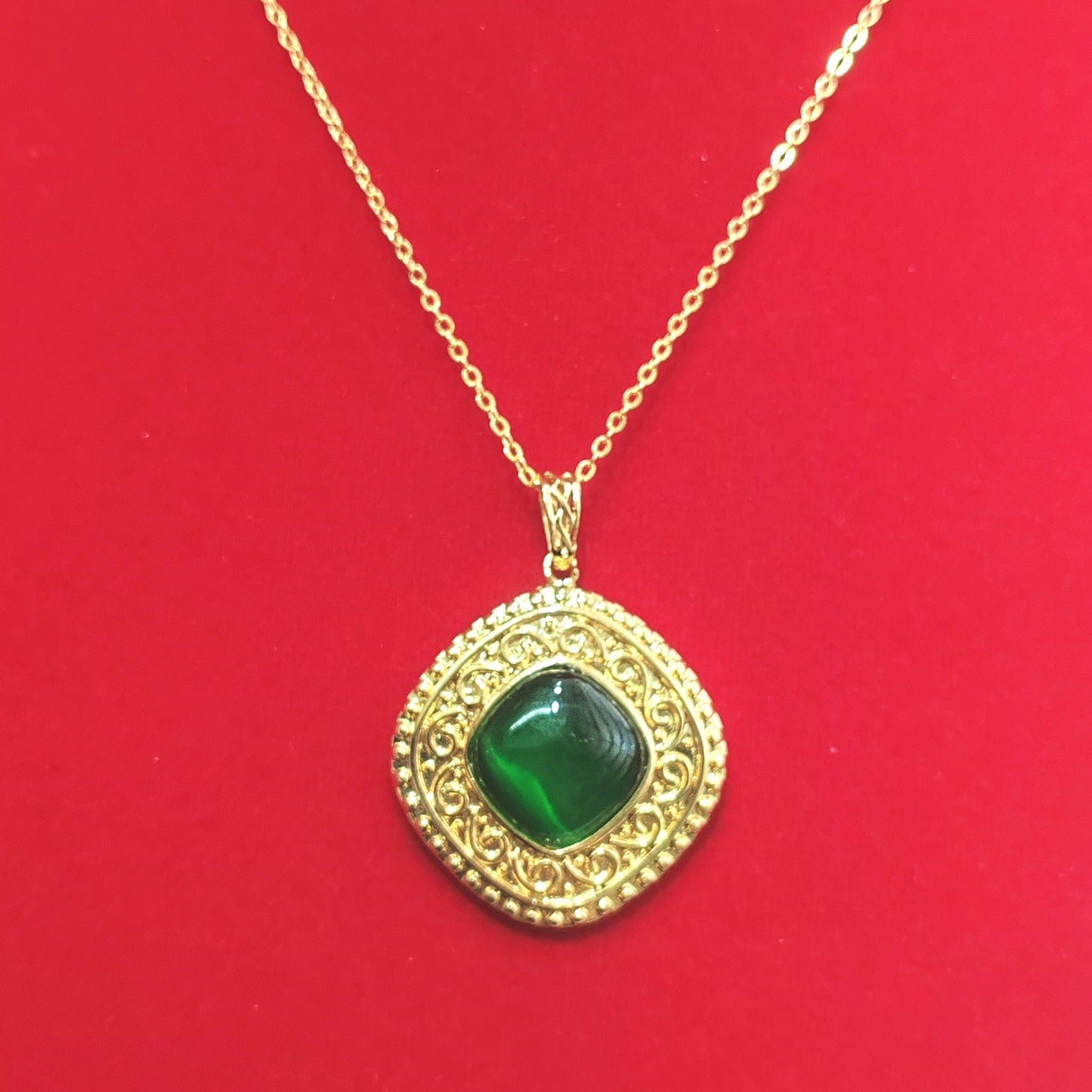 Romantic Necklace for Special Moments