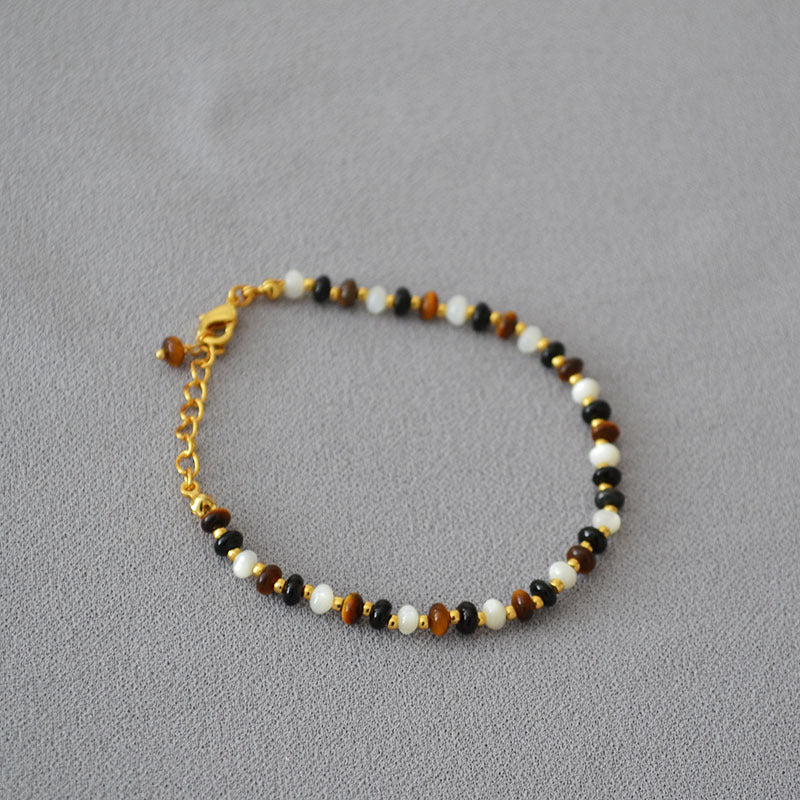 Beautiful Pearl Necklace with Unique Style