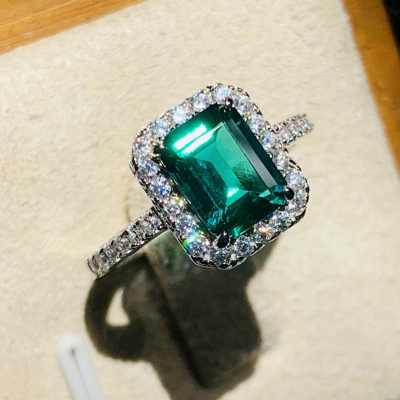 Stunning Ring for Daily Wear