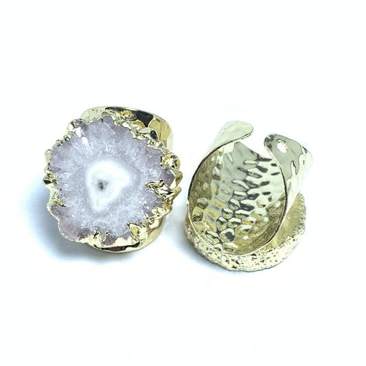 Stunning Gold Ring for Daily Wear