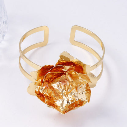 Romantic Bracelet for Special Moments