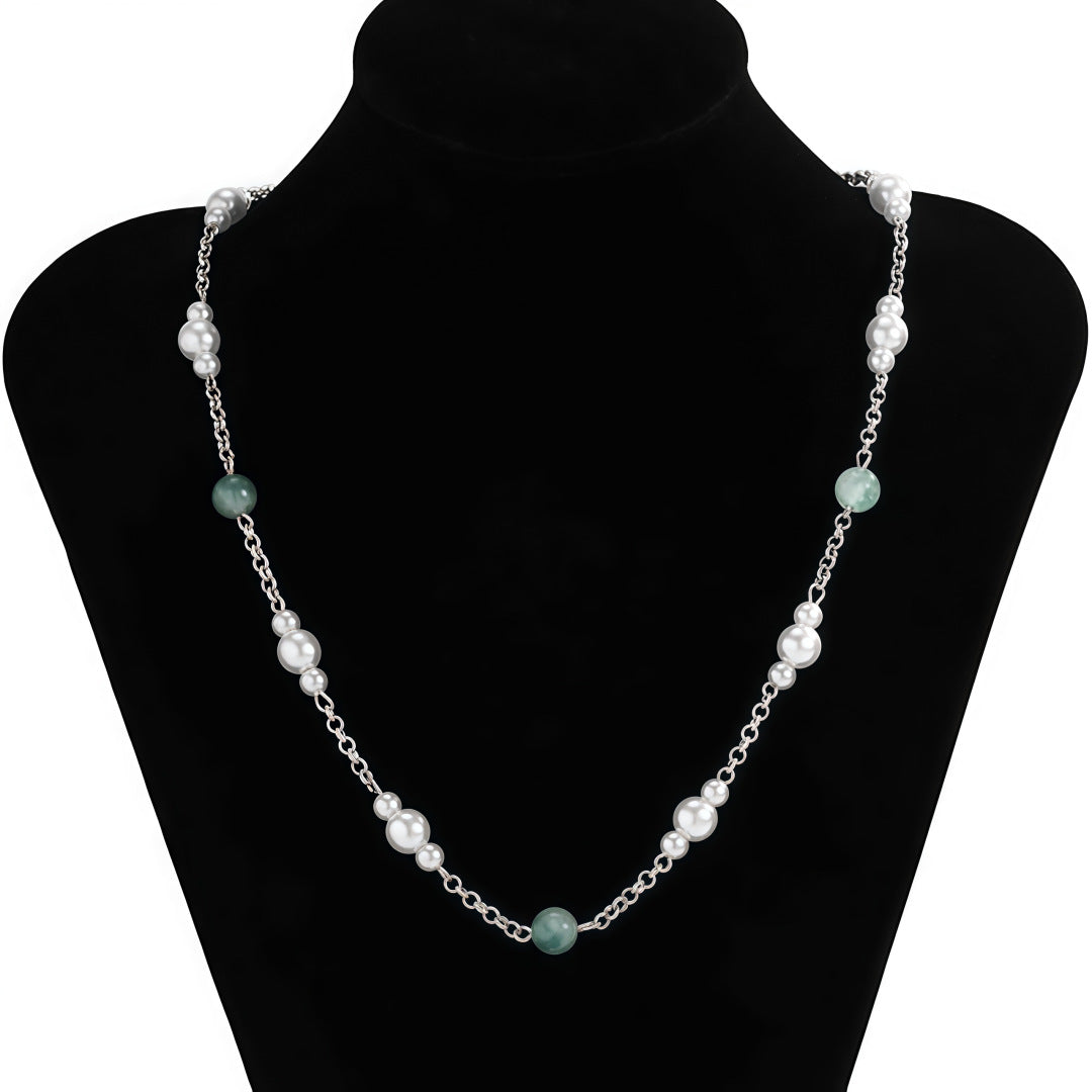 Classic Pearl Necklace with Timeless Appeal