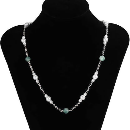 Classic Pearl Necklace with Timeless Appeal