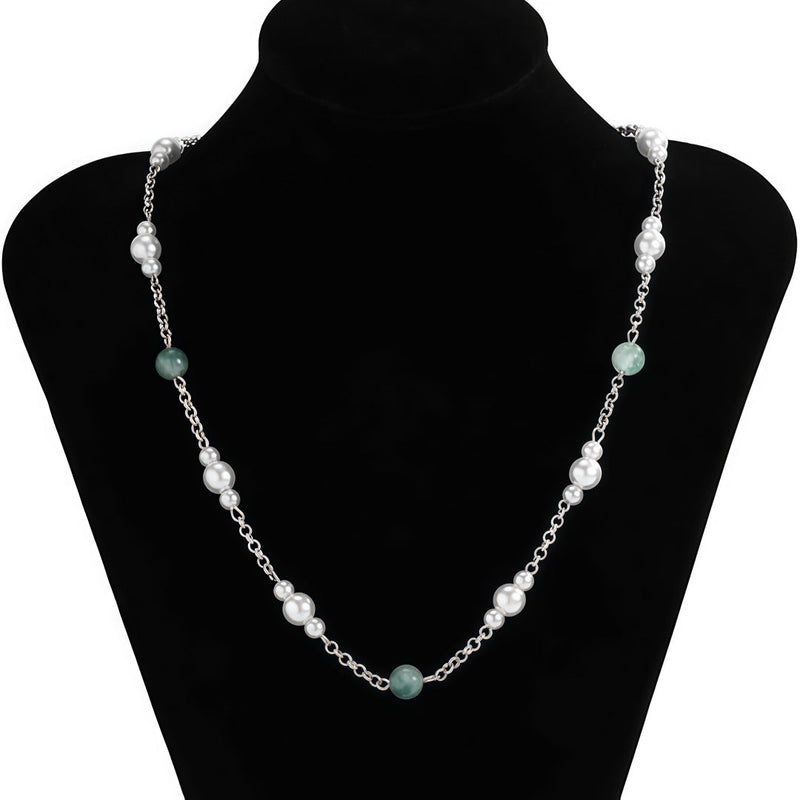 Classic Pearl Necklace with Timeless Appeal