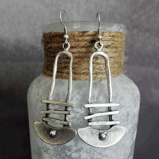 Elegant Silver Earring for Every Occasion
