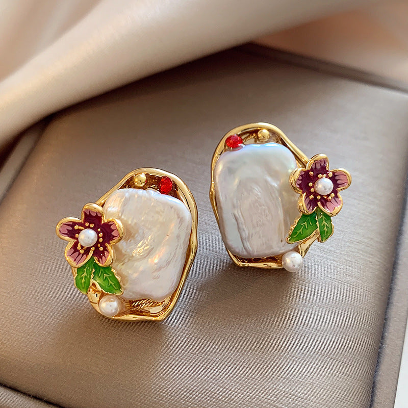 Elegant Pearl Earring for Every Occasion