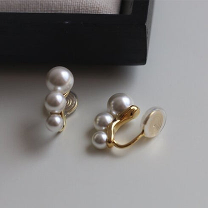 Stunning Pearl Earring for Daily Wear