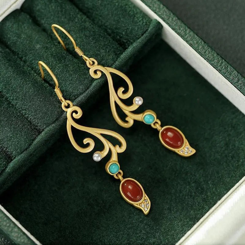 Beautiful Gold Earring with Unique Style