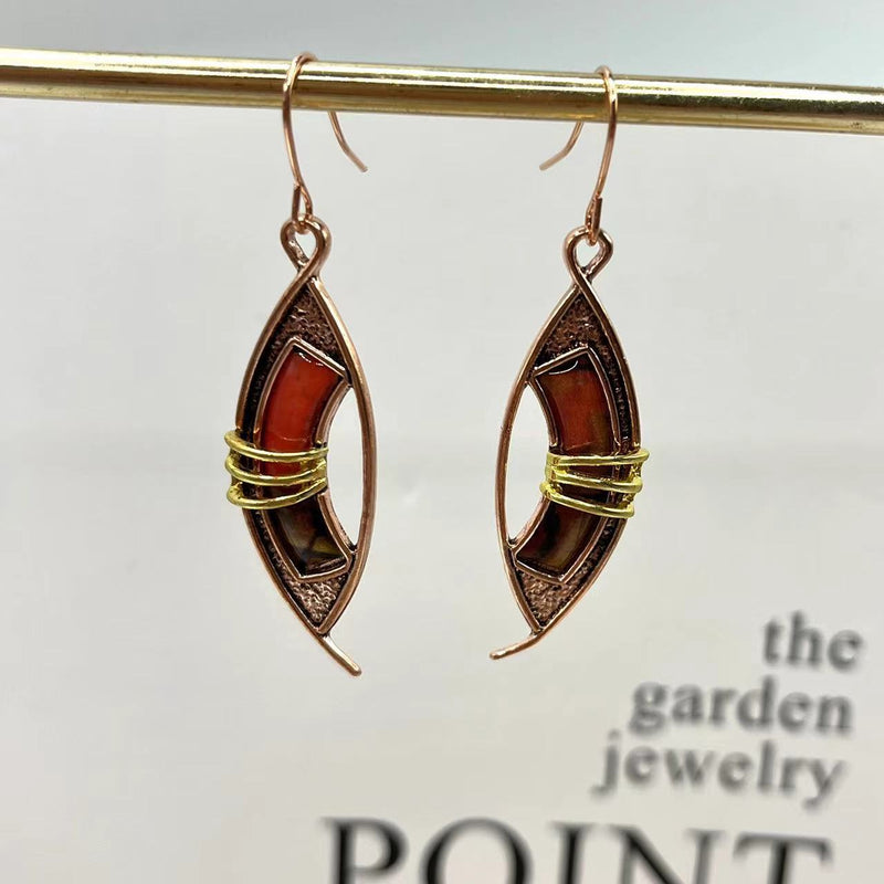 Charming Earring for Any Occasion