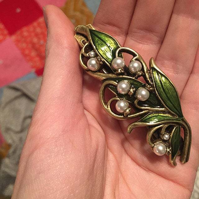Stunning Pearl Piece for Daily Wear
