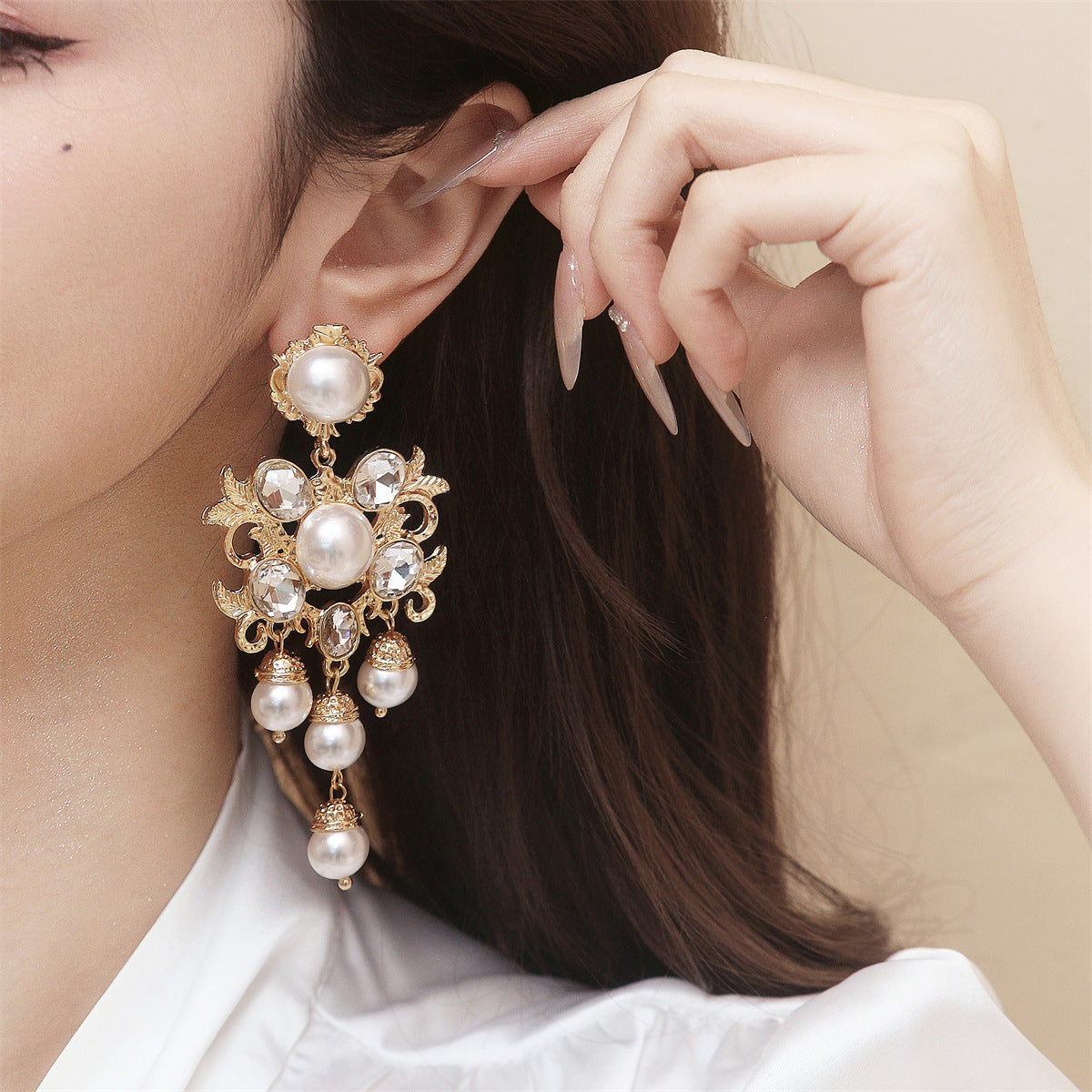 Beautiful Pearl Earring with Unique Style