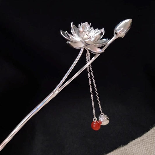 Elegant Silver Piece for Every Occasion