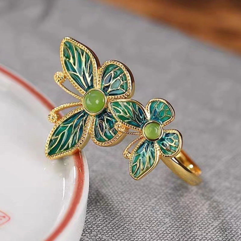 Beautiful Gold Ring with Unique Style