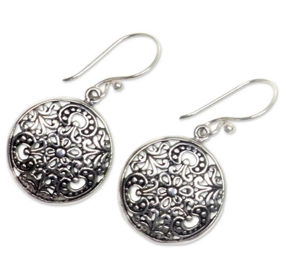 Romantic Pendant for Special Moments