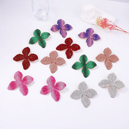 Classic Earring with Timeless Appeal