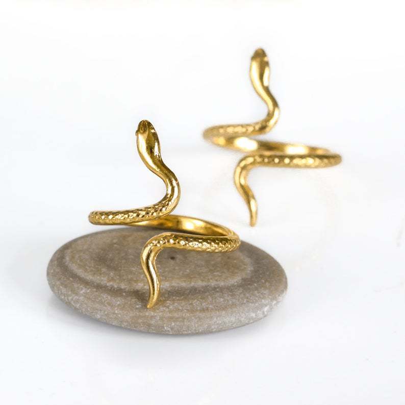 Classic Ring with Timeless Appeal