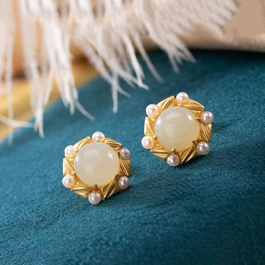Stunning Gold Earring for Daily Wear