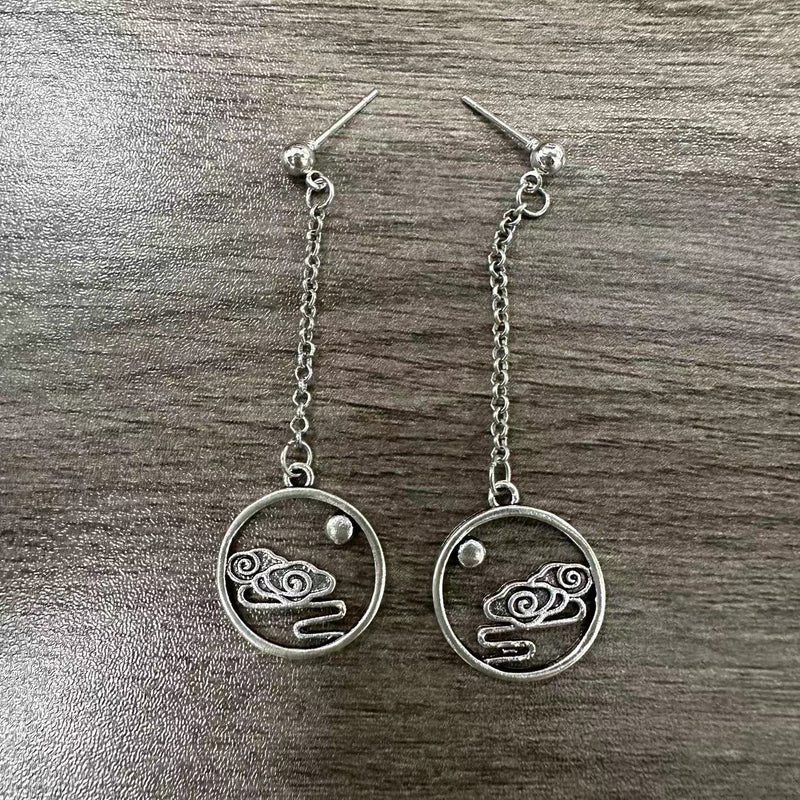 Charming Earring for Any Occasion