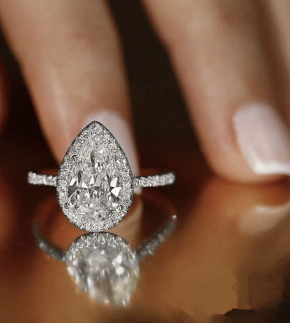 Beautiful Gold Ring with Unique Style