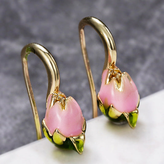 Classic Earring with Timeless Appeal