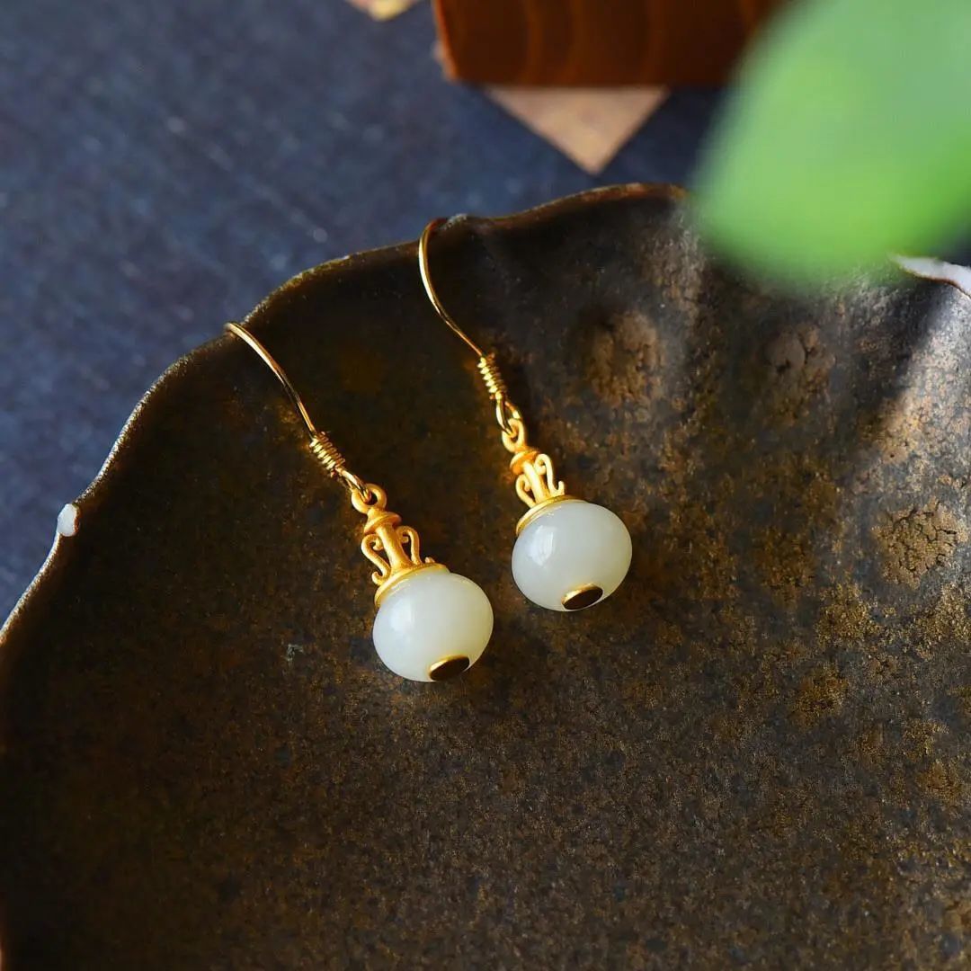 Elegant Silver Earring for Every Occasion