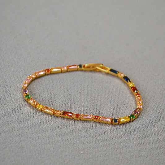 Romantic Gold Bracelet for Special Moments
