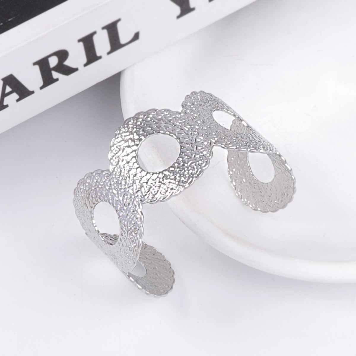 Classic Bracelet with Timeless Appeal