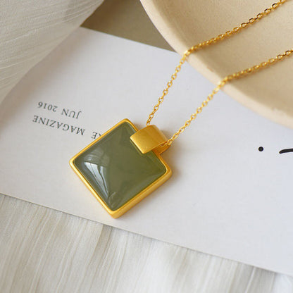 Beautiful Gold Necklace with Unique Style