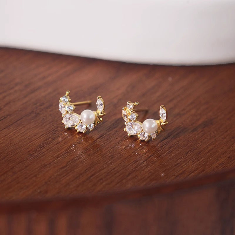 Charming Pearl Earring for Any Occasion