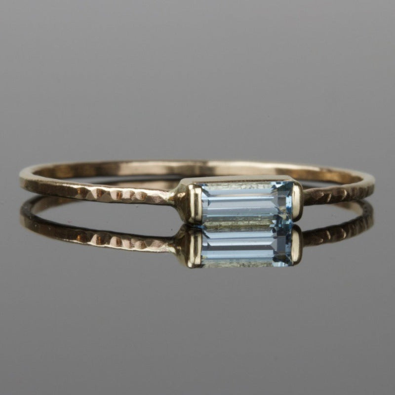 Charming Gold Ring for Any Occasion