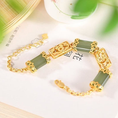Classic Gold Bracelet with Timeless Appeal