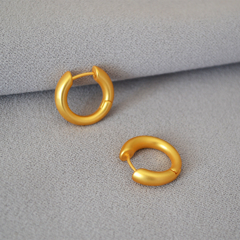 Stunning Gold Earring for Daily Wear