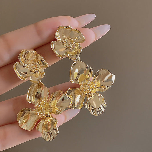 Vintage Handmade Gold Earring