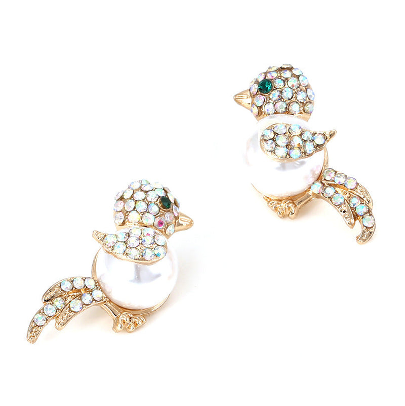Classic Pearl Earring with Timeless Appeal