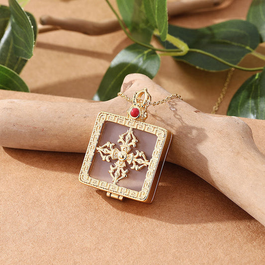 Classic Gold Necklace with Timeless Appeal