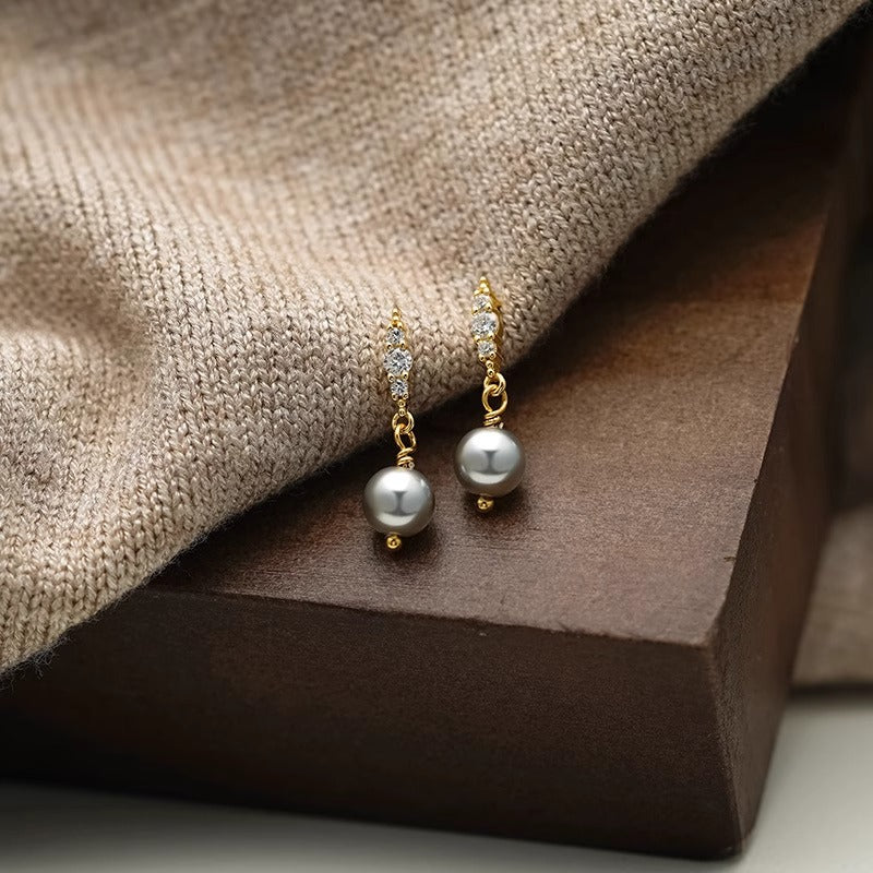 Beautiful Pearl Earring with Unique Style