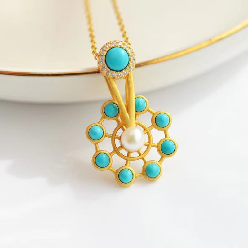 Beautiful Gold Necklace with Unique Style