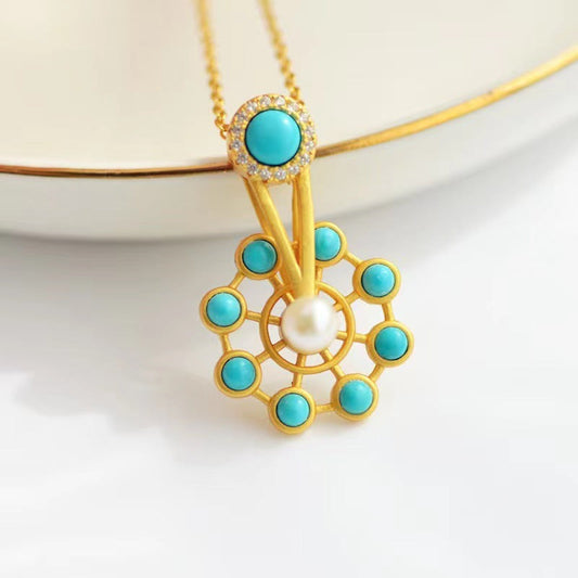 Beautiful Gold Necklace with Unique Style