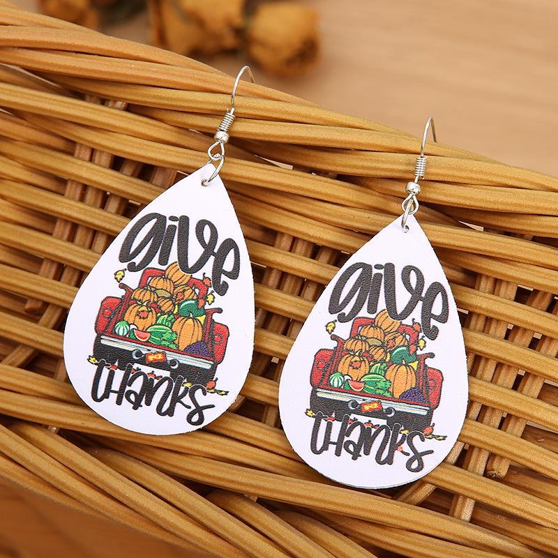 Charming Earring for Any Occasion