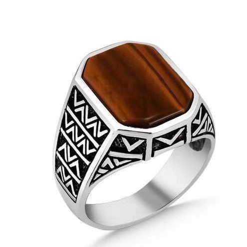 Stunning Ring for Daily Wear