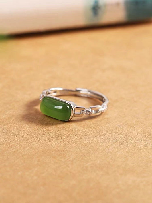 Romantic Gold Ring for Special Moments