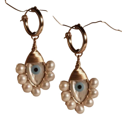 Beautiful Pearl Earring with Unique Style