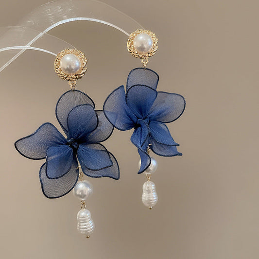 Charming Pearl Earring for Any Occasion