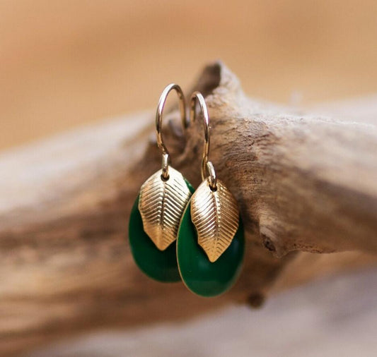 Charming Gold Earring for Any Occasion