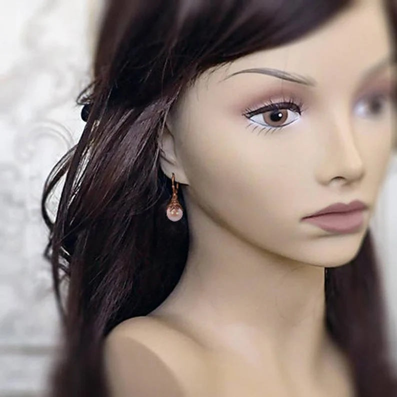 Charming Pearl Earring for Any Occasion