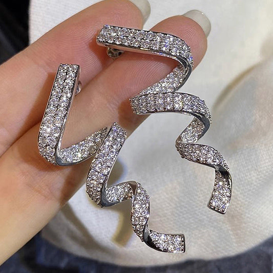 Elegant Earring for Every Occasion