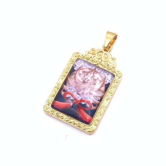 Classic Pendant with Timeless Appeal